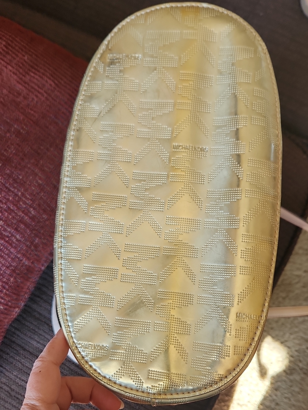 Michael KORS Metallic Gold Tote Handbag with Light Tan Straps - Picture 9 of 15
